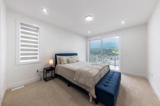 Luxury Home - Victoria - 0