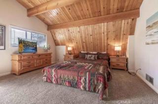 Navigate Stays Best Location Pet Friendly Games - Big Bear City - 2