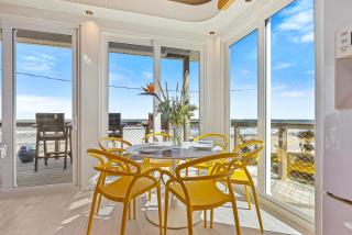 'Little Latitude' High Tide - Oceanfront Home with Crow's Nest! - 8