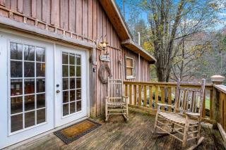 The Barn by American Patriot Getaways - 4