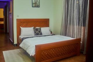Lavish Luxury Homes - - 8