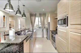 Magic Village Townhouse, Minutes from Disney, Pool, Grill - 3