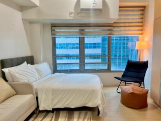 Studio in Eastwood City with Free Pool, Parking & Netflix - Manila - 7