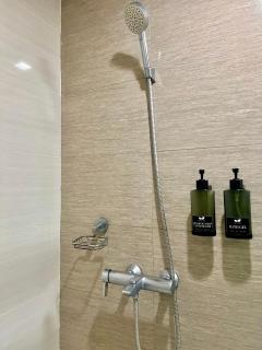 Studio in Eastwood City with Free Pool, Parking & Netflix - Manille - 5