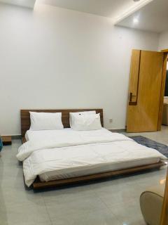 Luxury Apartment - - 1
