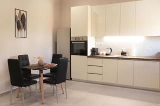 STV Royal Apartments 3 - 9