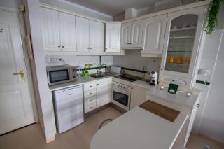Bacon Apartment - 9