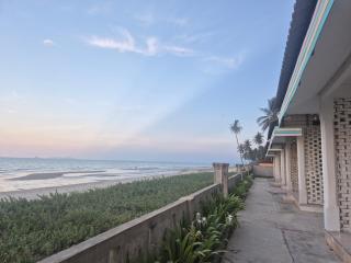 Tanjung Chap Beach Resort - 5