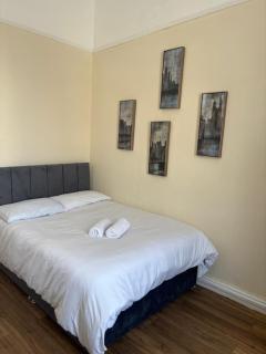 Near City-Birkenhead rooms for 5 - Birkenhead - 3