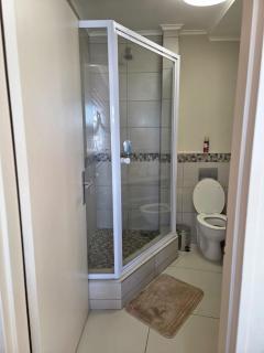 1 bed Apartment in hatfield - Pretoria - 6