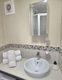 1 bed Apartment in hatfield - Pretoria - 2