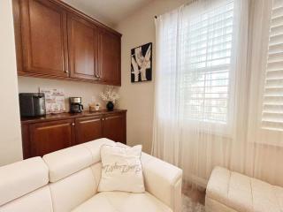 尔湾温馨舒适民宿 - 8