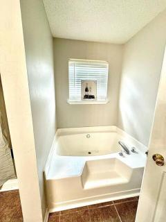 Spacious Oasis 15 Minutes from Atlanta Airport - 3