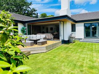 The Cuckoo's Retreat - Luxurious home with private garden & jacuzzi - Kenwyn - 2