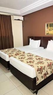 Crystal Plaza Hotel - 9