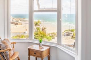 Upper Admirals View - St Ives - 1