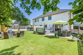 Devon House - 9