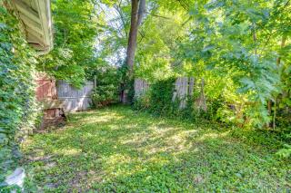 3 Mi to Dtwn Indy 20th-Century Apt with Fenced Yard - 6