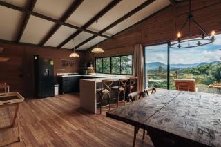 The Ultimate Group House with Jacuzzi and Amazing View - 9