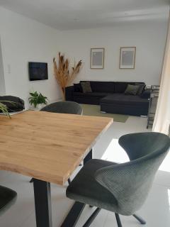 The Moment Luxury Suites - 5