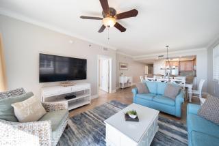 Azure 101 - Luxury Ground Floor Beachfront - 4