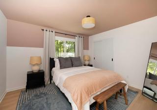 Newly Renovated-Private Pool & Huge Deck - Charlotte - 3