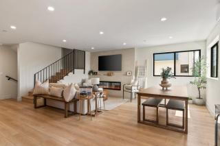 Point View Luxe by AvantStay Modern Coastal Retreat Near Sunset Cliffs & Ocean Beach - 3