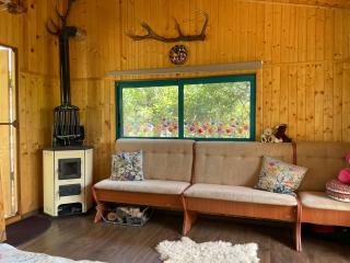 The Realm of Abundance Cottage - - 3
