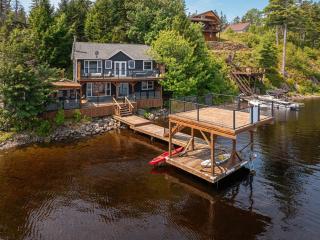 Enjoy the ultimate retreat - Mount Uniacke - 0