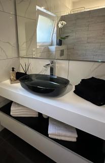 NADA Home - 5