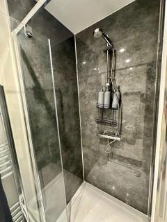 City Centre 2BR Flat with Parking, sleeps 7 - Nottingham - 7