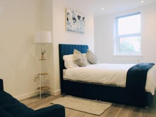 City Centre 2BR Flat with Parking, sleeps 7 - Nottingham - 1