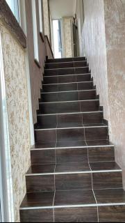 Adrianbook - - 5