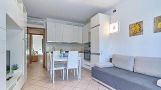 App 7 Modern apartment with private garden - Monza - 7