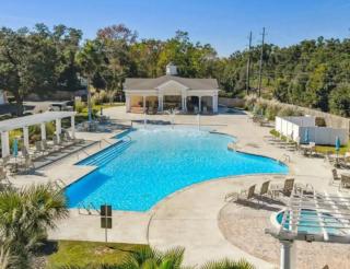 Beachy Villa! Just Renovated, Pools, 2 Min to the Beach - Gulfport - 0