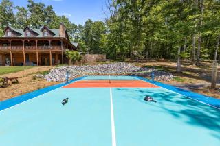 Views for Miles Sleeps 16 Hot Tub Arcade Games - 3