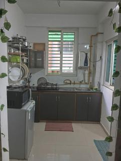 Self checkin4Couples & Family friendly Entire 2 BHK - 4