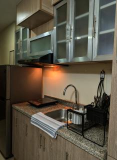 30T1 Chic Corners by Leo, Studio Unit, Horizons 101 - 4