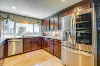 Hot Tub and Sauna Home 8 Mi to Downtown Tacoma! - 2