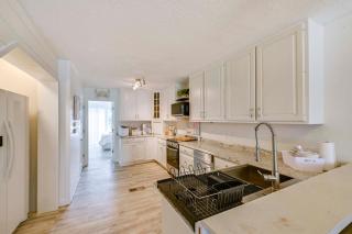 Steps to Rehoboth Bay Marina! Condo with Pool Access - 1