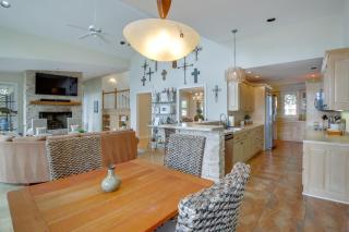 Boat Dock, Personal Watercraft Lake Hamilton Home - 2