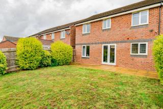 Three Bedroom Birmingham Stay Free Parking Perfect for Families Travellers Professionals M6 - 8