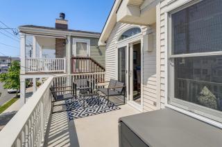 2 Blocks to Beach Access Ocean City Adventure! - 9