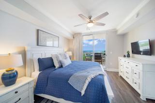 Azure 118 - Beachfront Ground Floor Corner Condo - 2