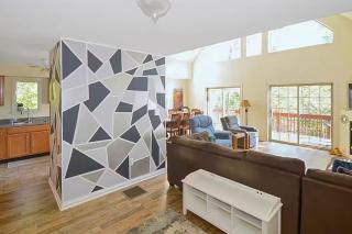 Wooded Cabin Escape w Fire Pit & Family Ready - Morton Grove - 5
