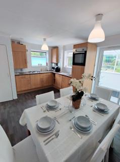 THE CROFT HOUSE - Near Birmingham Airport and NEC For Company, Contractor and Leisure Stays - HS2, JLR, Resorts World, Large Onsite Secure Parking - 9