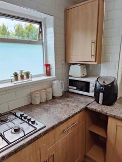THE CROFT HOUSE - Near Birmingham Airport and NEC For Company, Contractor and Leisure Stays - HS2, JLR, Resorts World, Large Onsite Secure Parking - 1