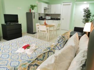 Great condo with pool - 3