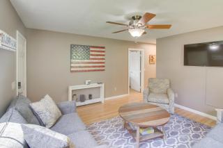 Walk to Main St Inviting Byrdstown Home with Yard! - 5