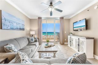 Azure 305 - Beachfront Luxury Retreat - 0